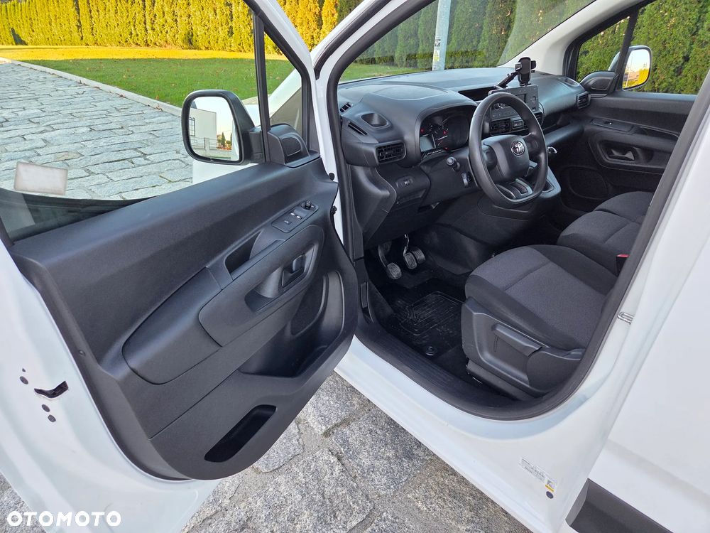 Toyota Proace City - 18