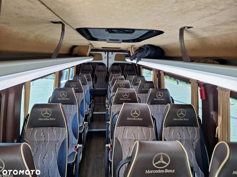 Mercedes-Benz Sprinter 519 - 10