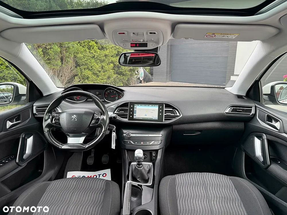 Peugeot 308 1.6 BlueHDi Allure S&S - 31