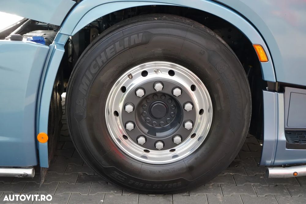 Iveco S-WAY / 570 / FULL ADR / RETARDER / I-PARK COOL / FULL AIRMATIC / JANTE DIN ALIAJ / ANVELOPE 100% / - 17