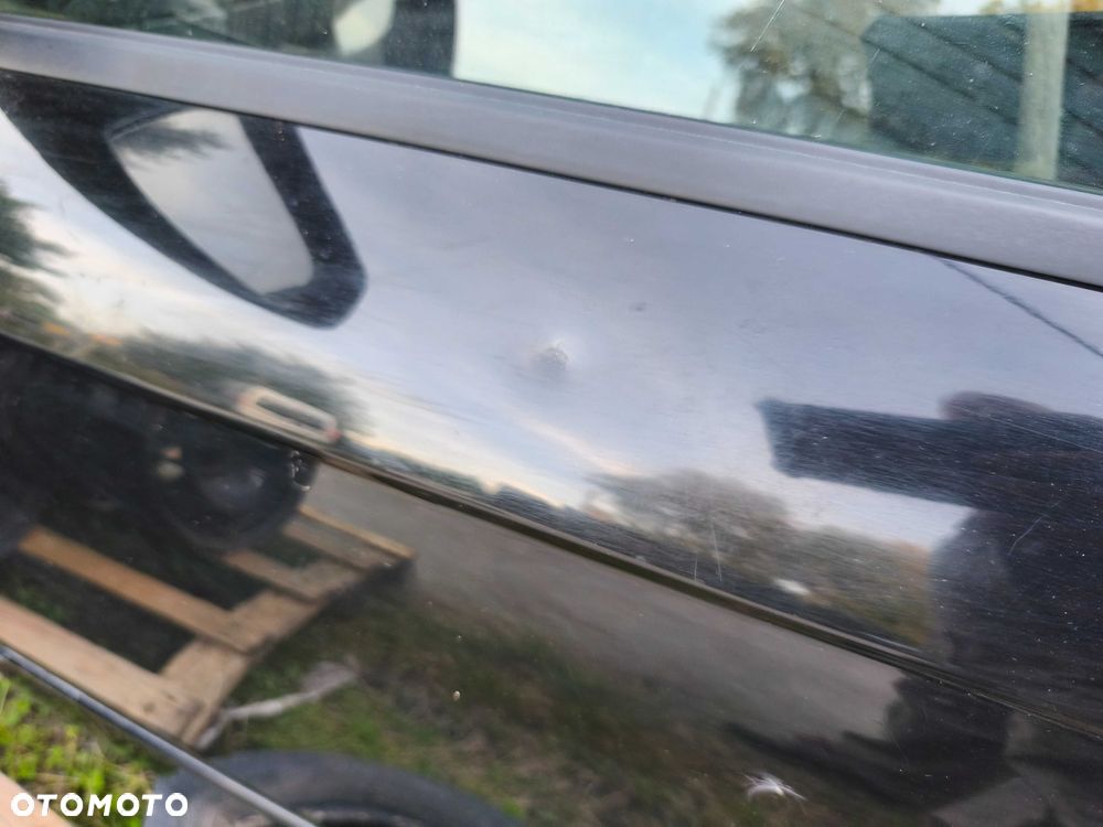 Audi A4 B7 - drzwi kierowcy - LY9B, ladne bez rdzy - 2