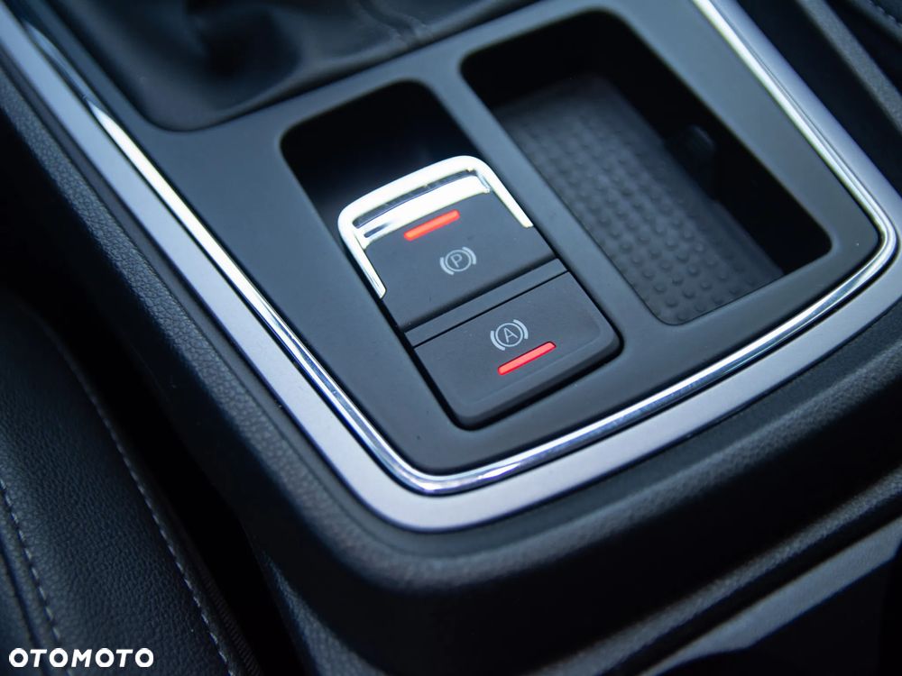 Seat Leon ST 2.0 TDI DPF XCELLENCE - 25