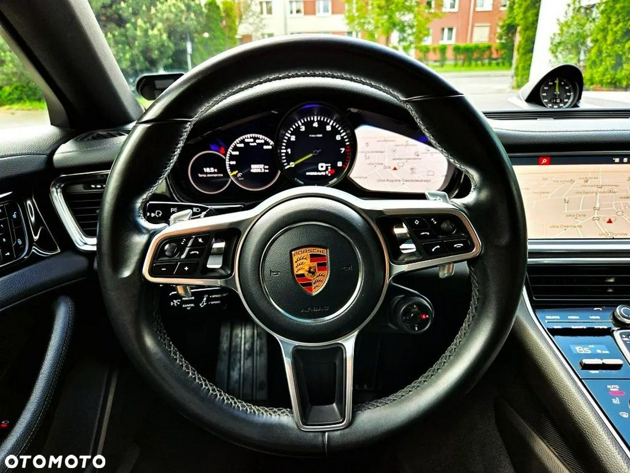 Porsche Panamera 4 Platinum Edition - 13