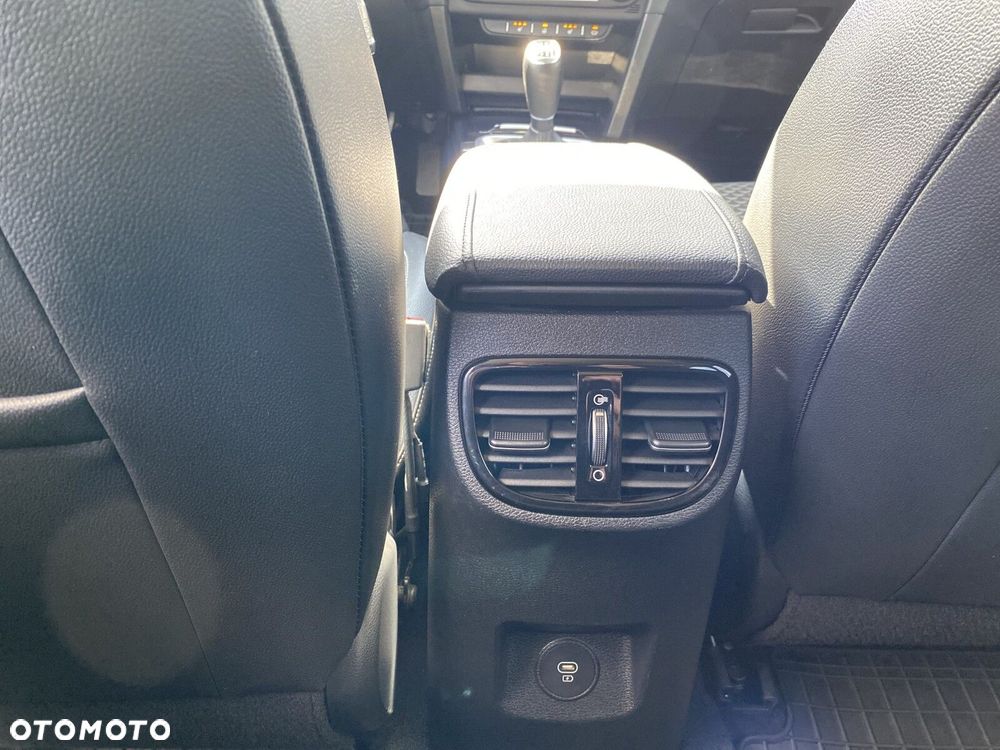 Kia Ceed - 14