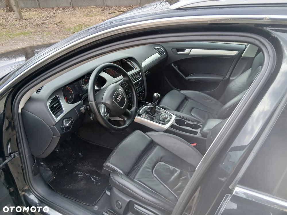 Audi A4 Avant 2.0 TDI - 10