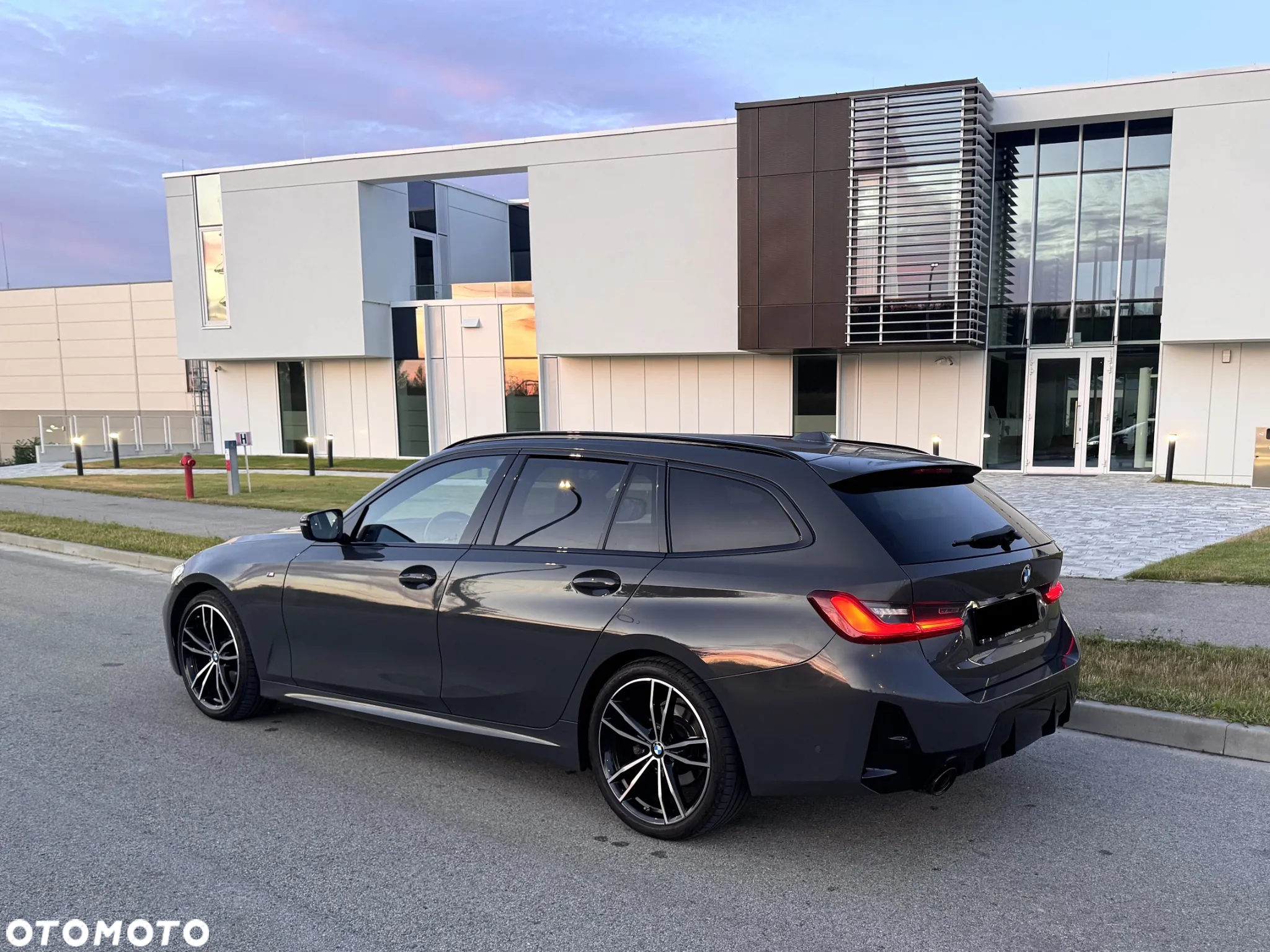 BMW Seria 3 320d M Sport sport - 9