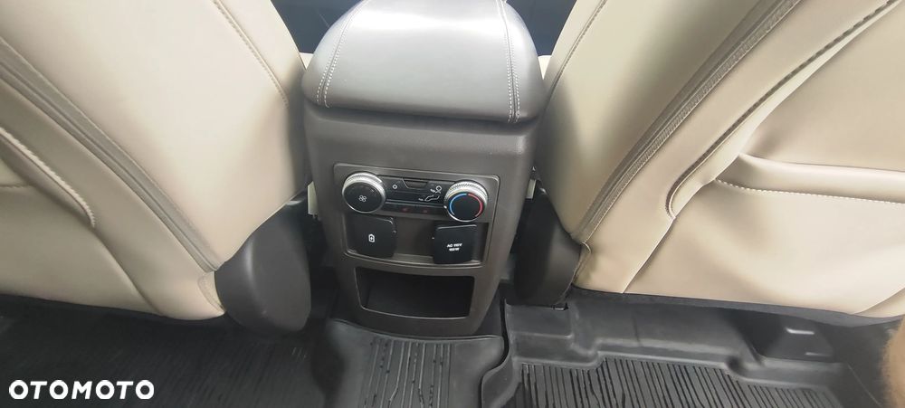 Ford Explorer - 20
