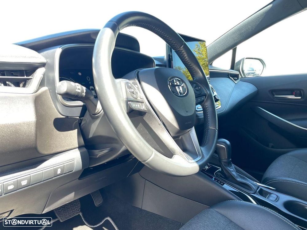 Toyota Corolla 1.8 Hybrid Comfort Plus - 13