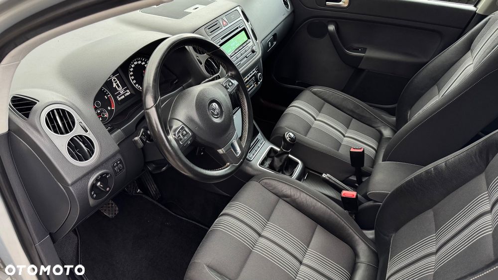 Volkswagen Golf Plus 2.0 TDI DPF MATCH - 21