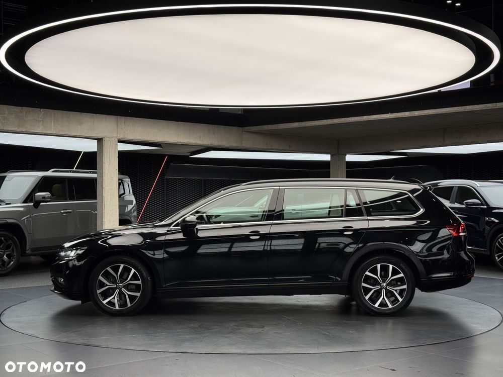 Volkswagen Passat - 3