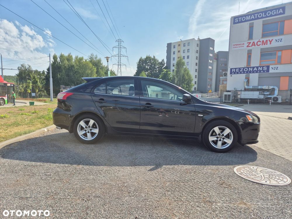 Mitsubishi Lancer - 4