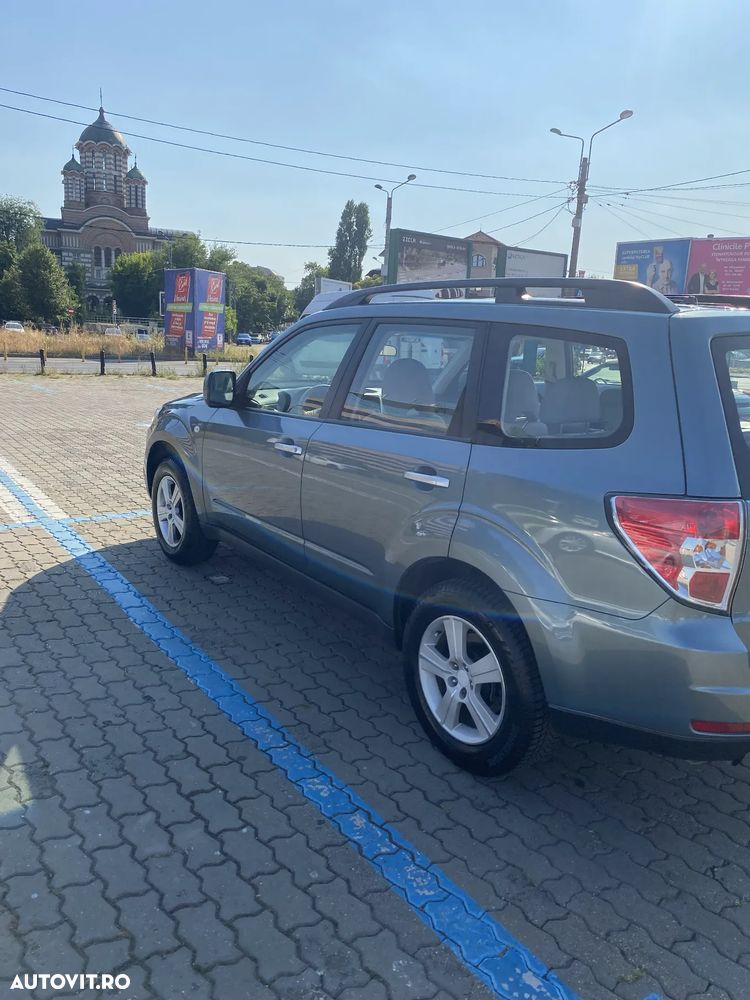 Subaru Forester 2.0 Base - 2