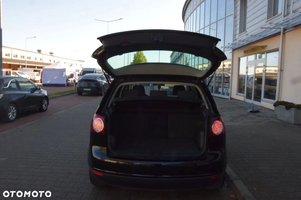 Volkswagen Golf Plus - 23