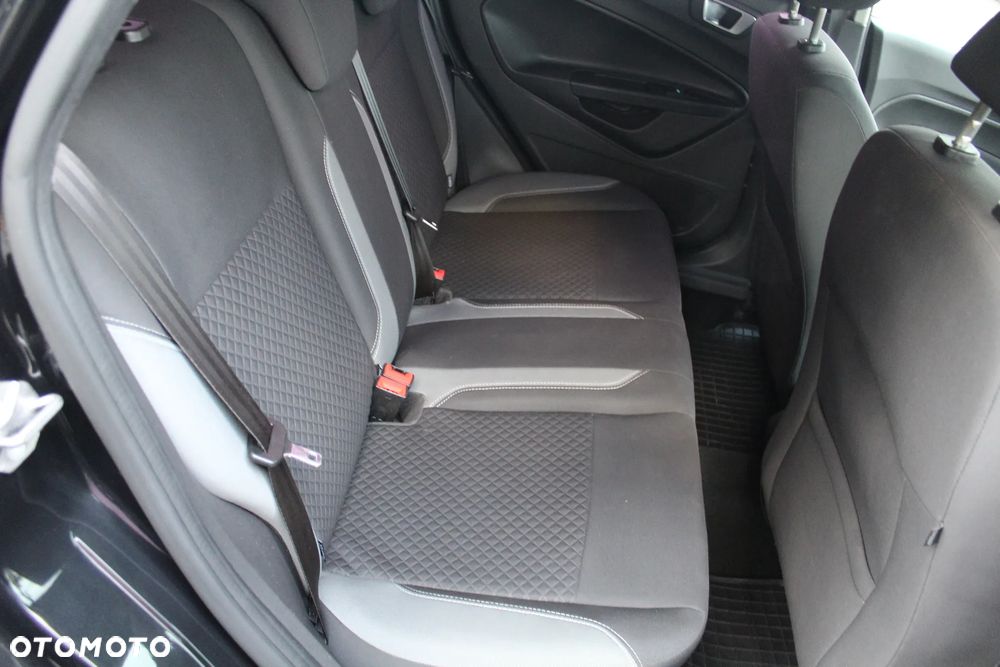 Ford Fiesta 1.0 EcoBoost S&S TITANIUM X - 19