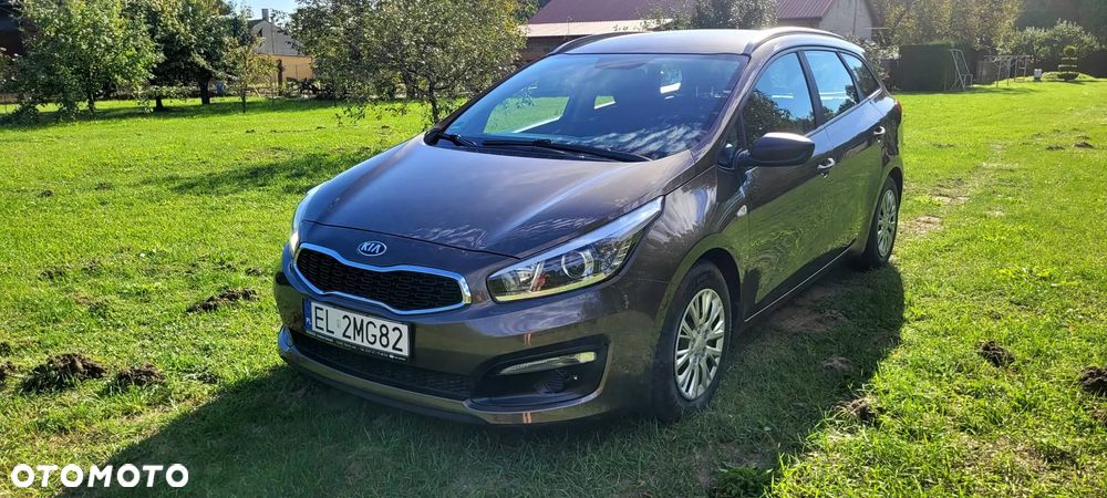 Kia Ceed - 6