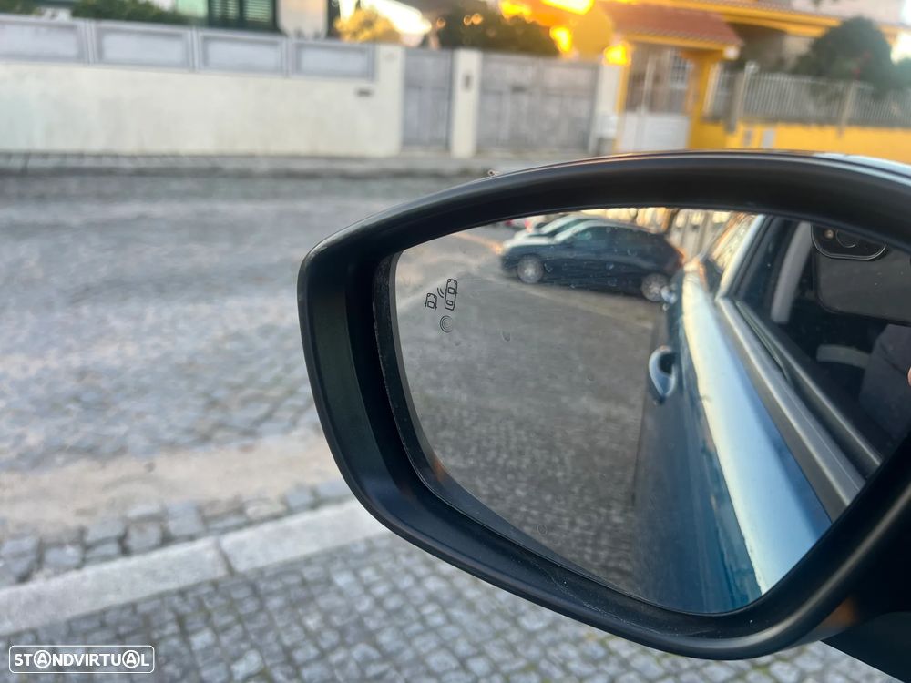 Citroën C4 Cactus 1.2 PureTech Shine EAT6 - 20