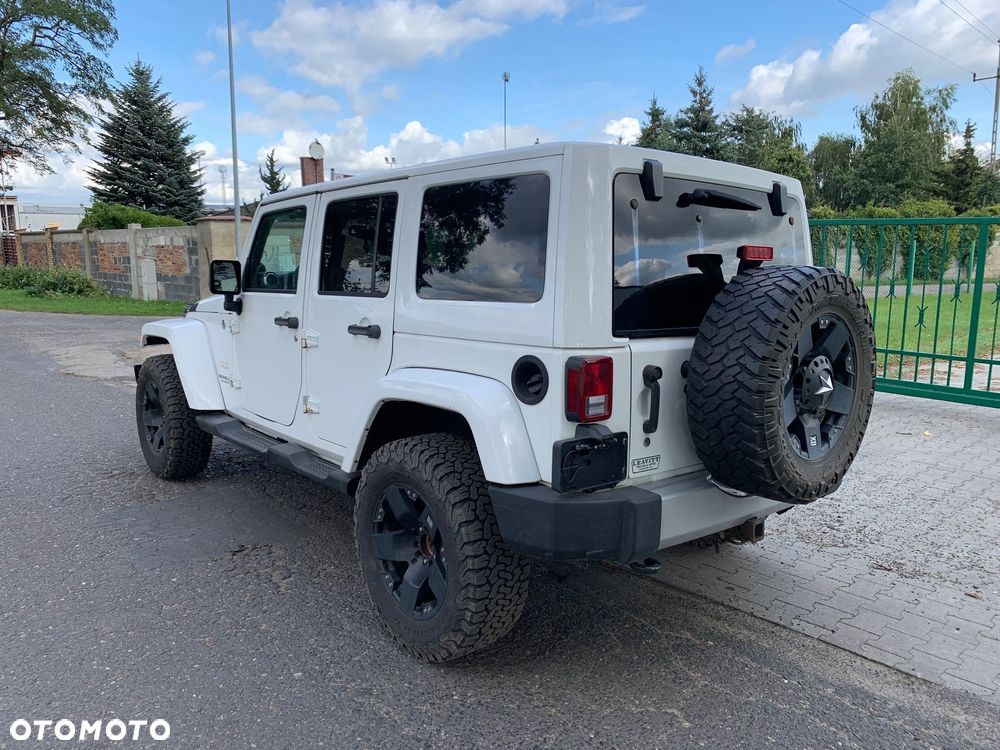 Jeep Wrangler Unlimited Hard-Top 3.6 Automatik Sahara - 11