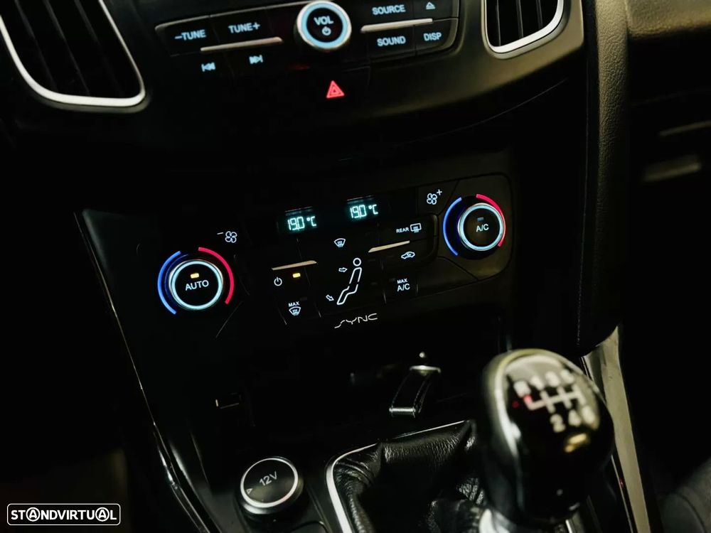 Ford Focus 1.5 TDCi Titanium - 29