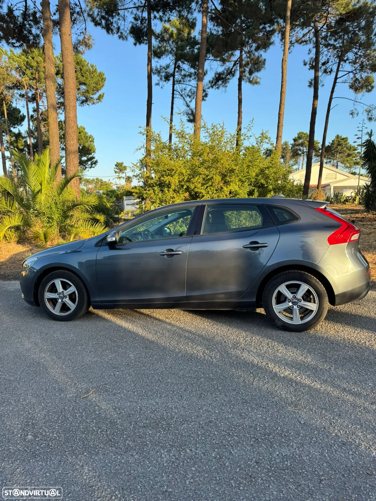 Volvo V40 1.6 D2 Eco Momentum - 17