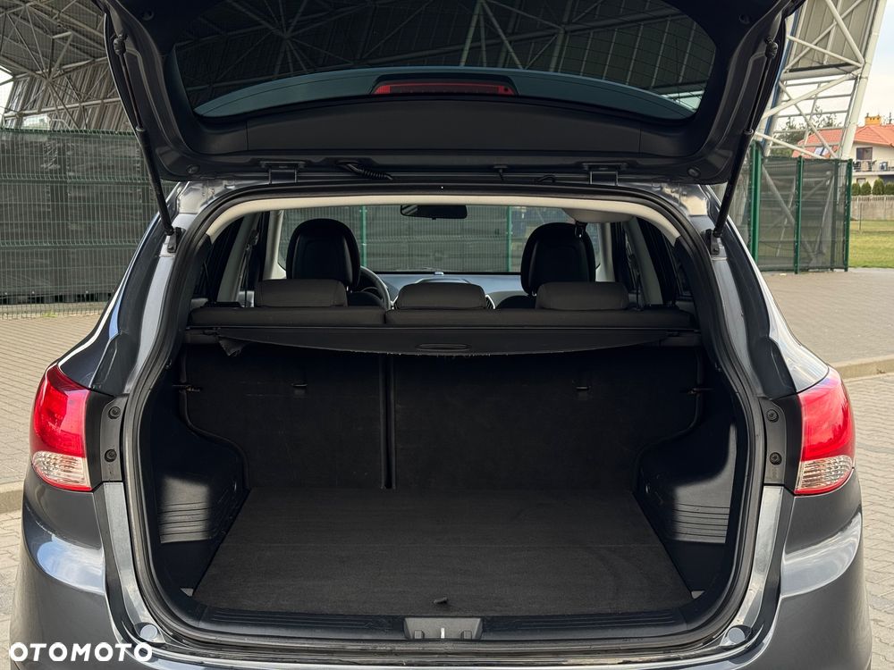 Hyundai ix35 2.0 2WD Comfort - 23