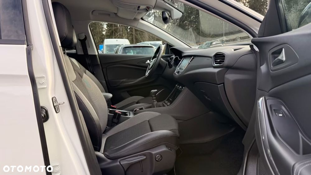 Opel Grandland X 1.2 Start/Stop Elegance - 12