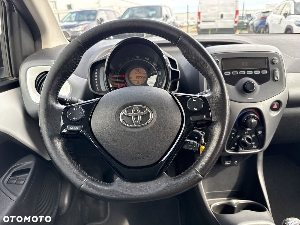 Toyota Aygo - 10