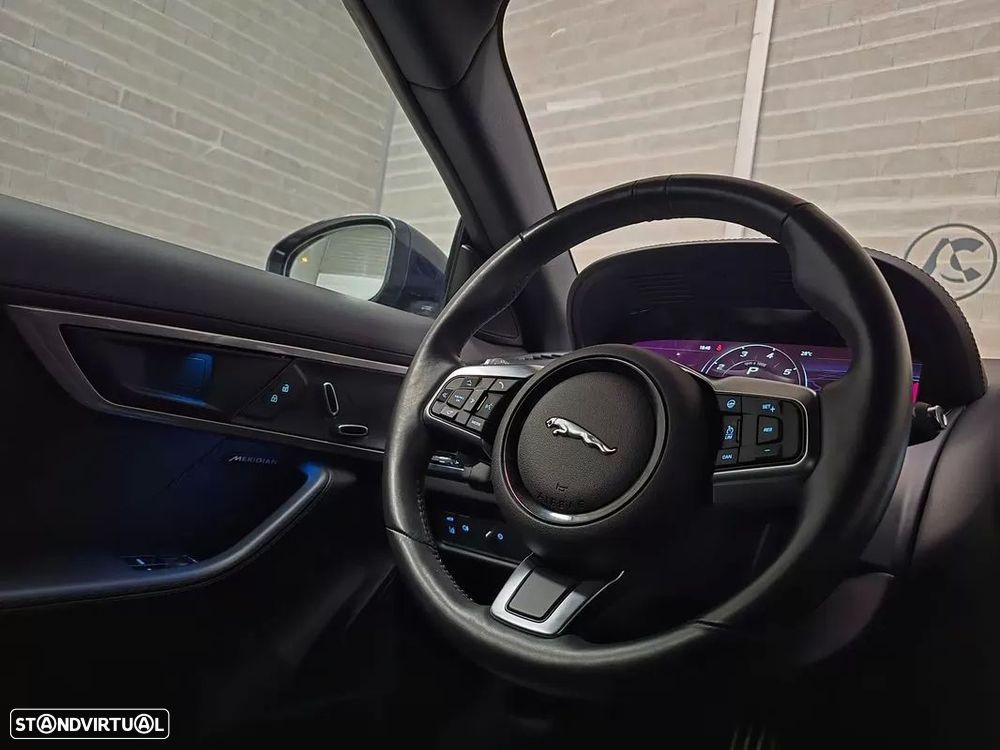 Jaguar F-Type 2.0 i4 R-Dynamic - 28