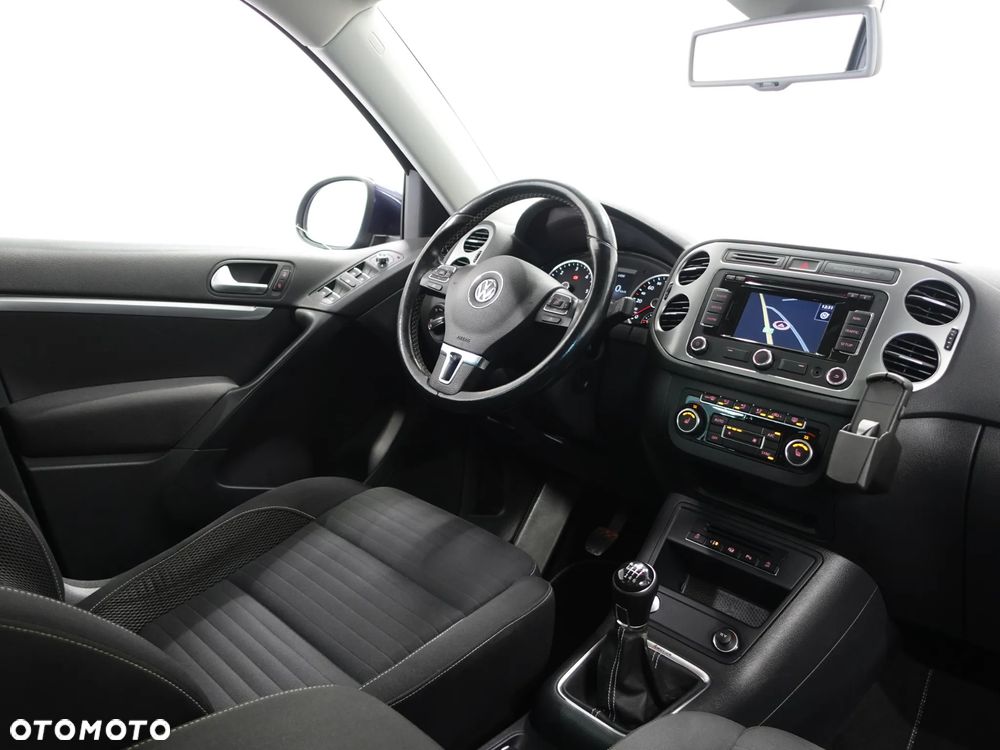 Volkswagen Tiguan 2.0 TDI 4Mot Perfectline R-Style - 28