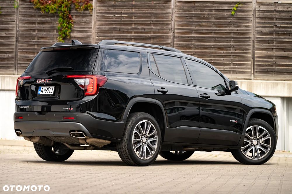 GMC Acadia - 7