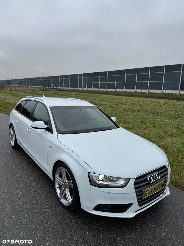 Audi A4 Avant 2.0 TDI Quattro Line S tronic - 1