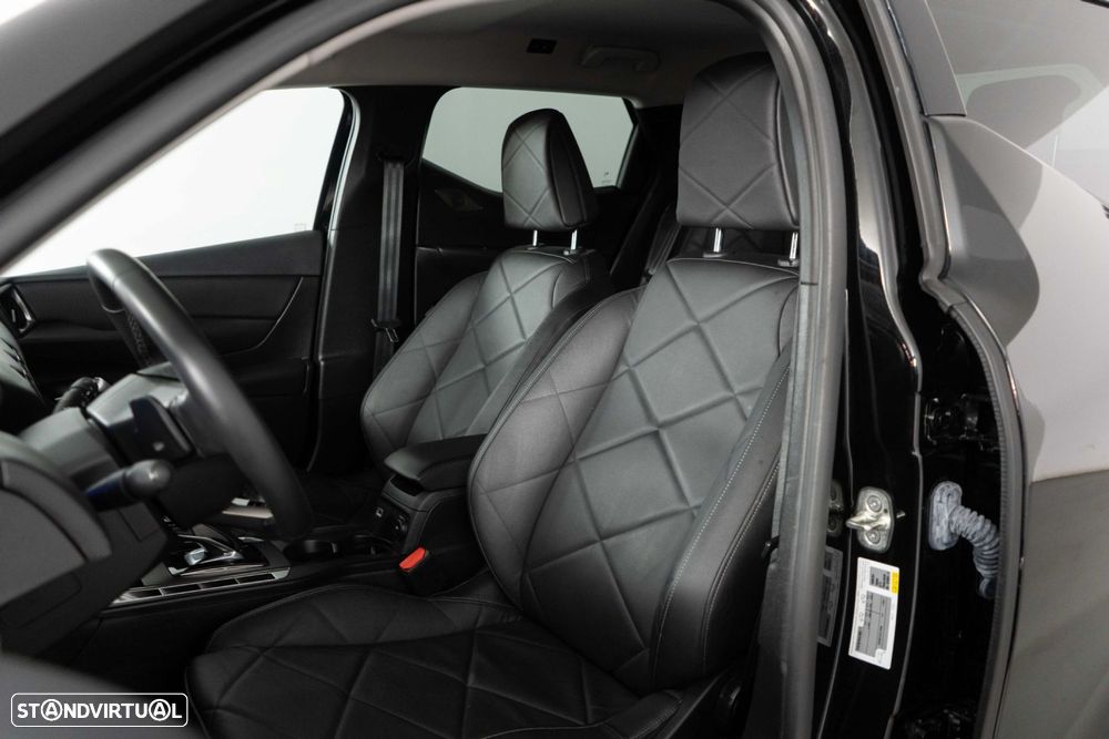 DS DS3 1.2 PureTech Rivoli EAT8 - 10