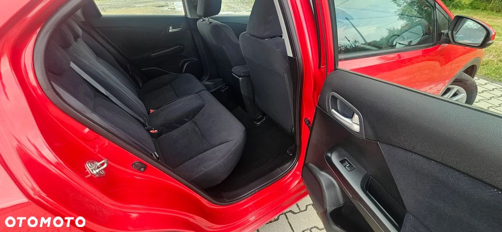 Honda Civic 1.4 i-VTEC Comfort Black Edition - 16