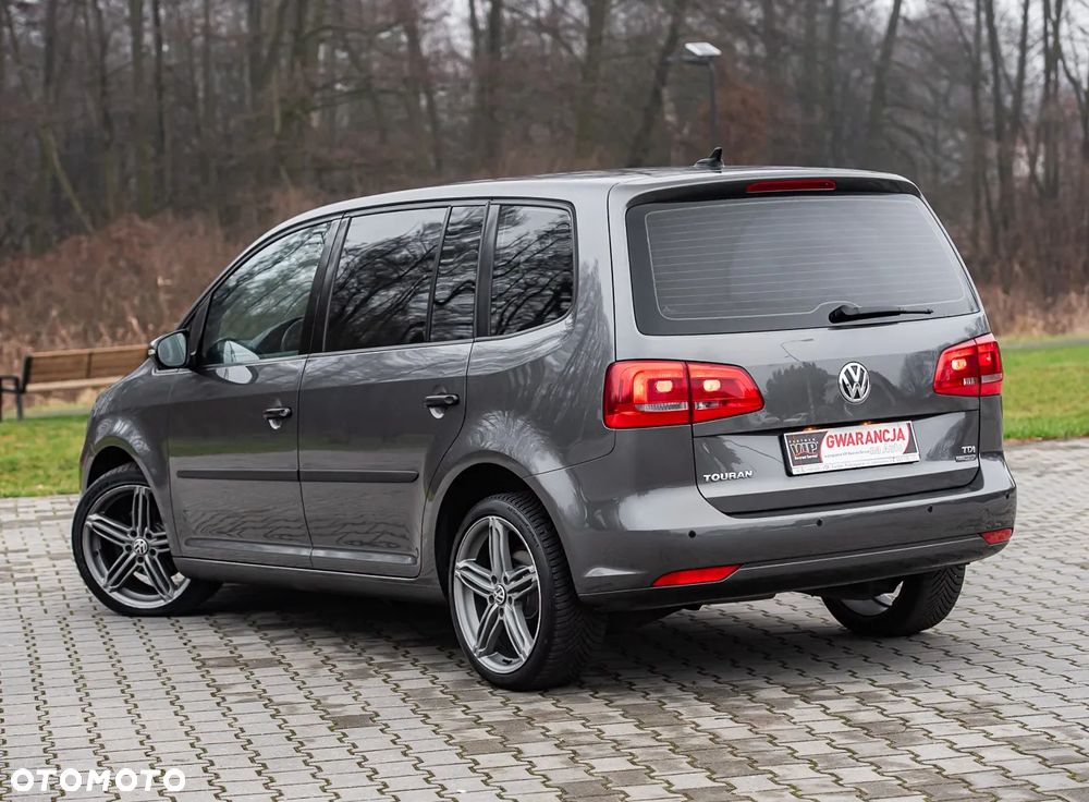 Volkswagen Touran 1.6 TDI DPF BlueMotion Technology Comfortline - 9