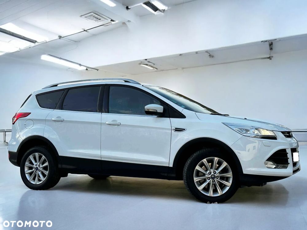 Ford Kuga 2.0 TDCi 4x4 Titanium - 3
