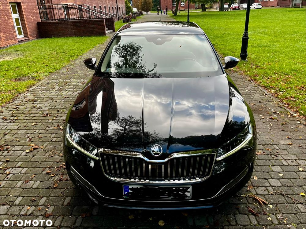 Skoda Superb 2.0 TDI SCR Style DSG - 9