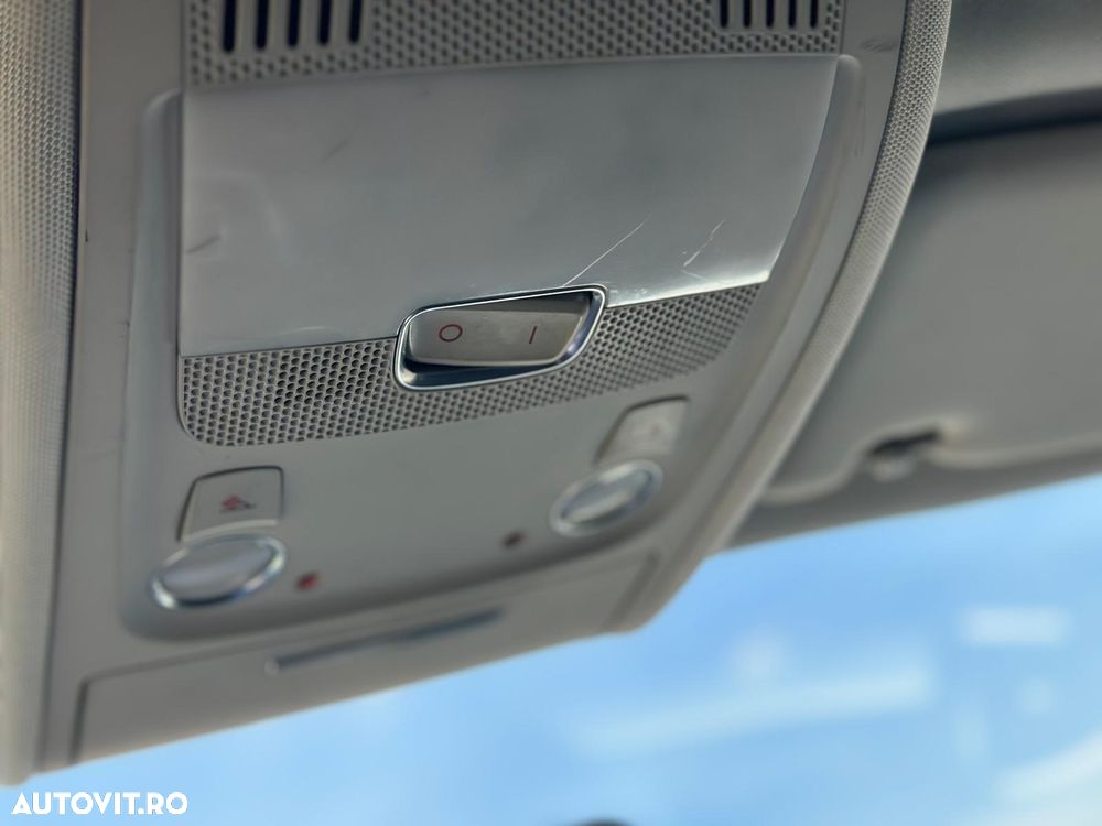 Audi A4 2.0 TDI B8 Multitronic - 31
