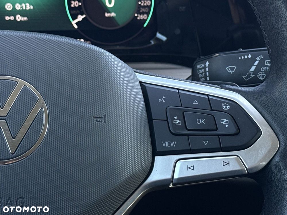Volkswagen Golf 2.0 TSI Style DSG - 19
