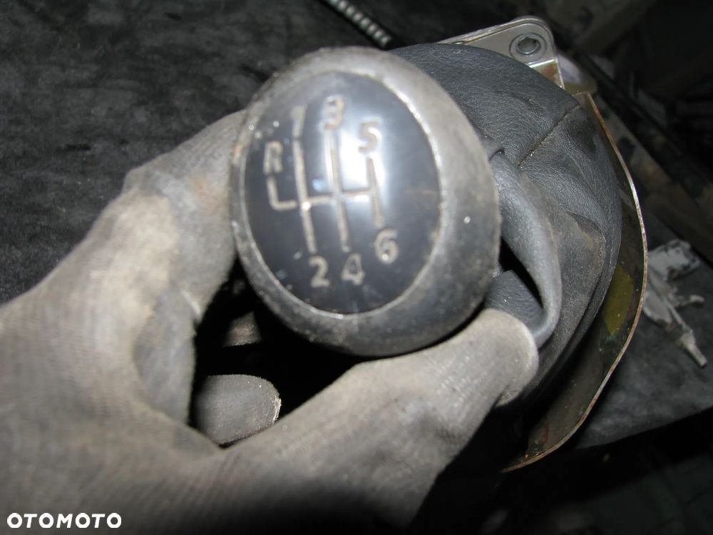 WYBIERAK LINKI ZMIANY BIEGÓW OPEL VIVARO A TRAFIC II 6 biegów 1.9 CDTI - 2