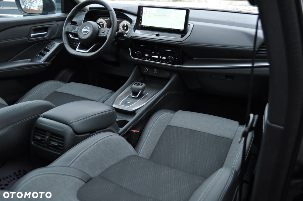 Nissan Qashqai 1.3 DIG-T MHEV Xtronic N-Connecta - 26