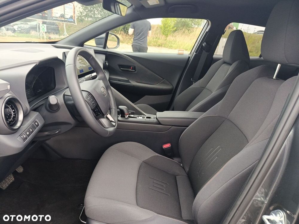 Toyota C-HR - 15