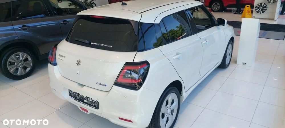 Suzuki Swift 1.2 Dualjet SHVS Premium Plus - 3