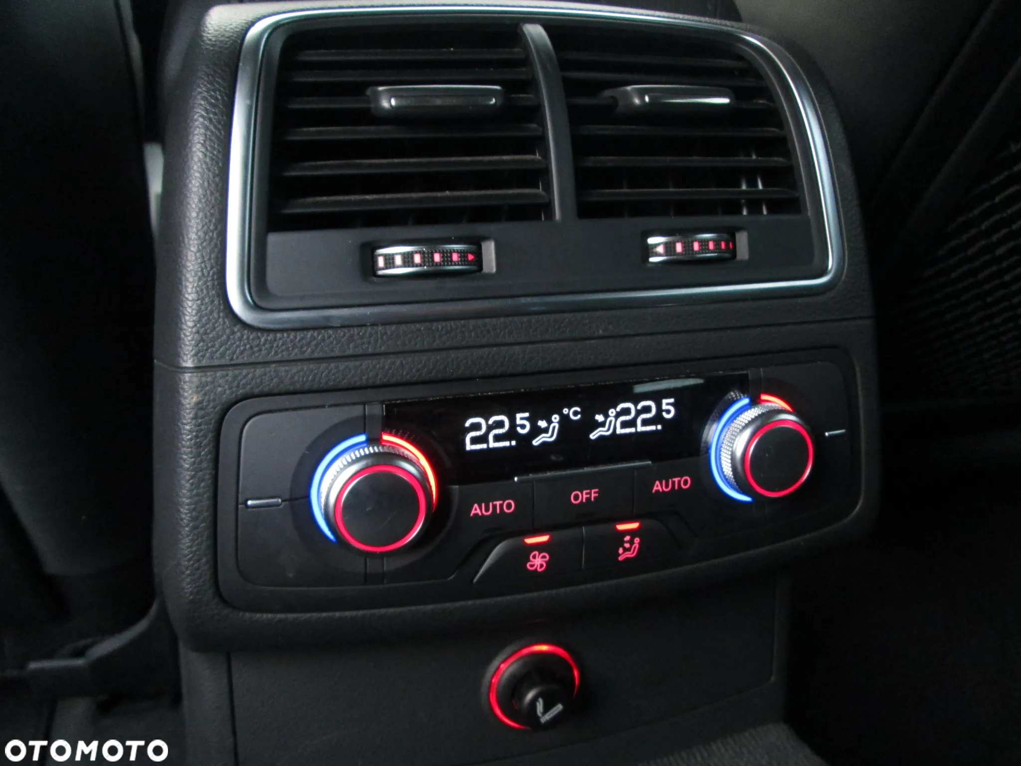 Audi A6 Avant 2.0 TDI quattro S tronic - 15