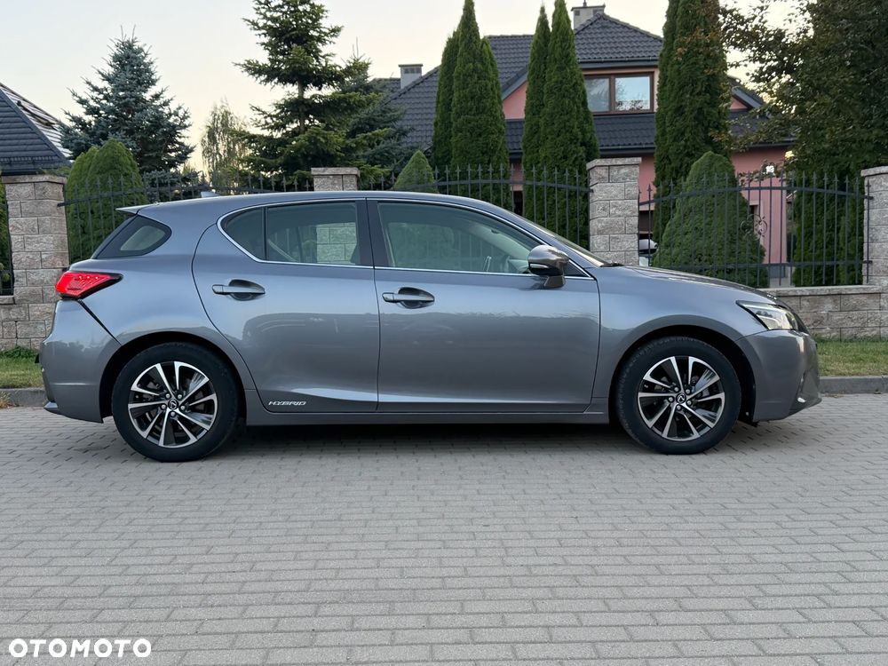 Lexus CT 200h Prestige - 5