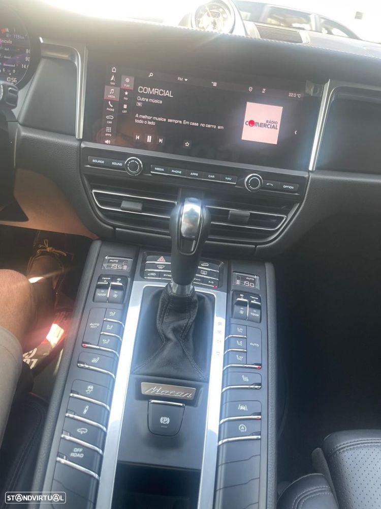 Porsche Macan 2.0T - 21