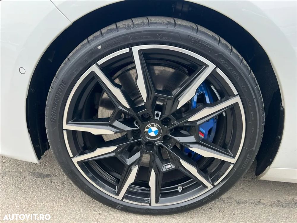BMW M8 M850i xDrive Gran Coupe - 16