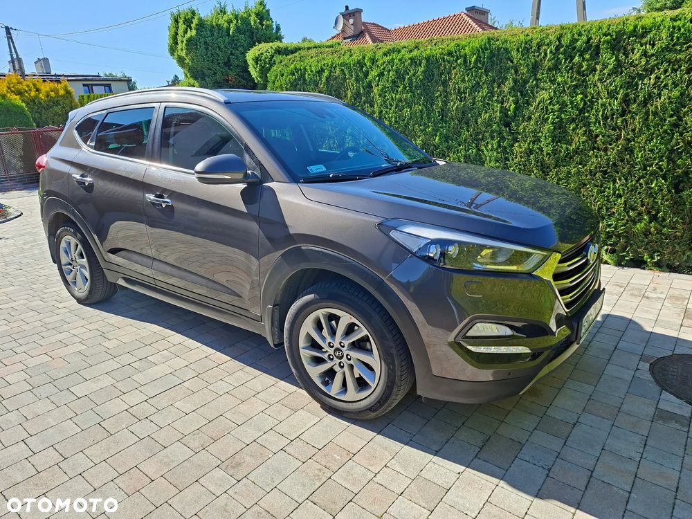 Hyundai Tucson 1.7 CRDI BlueDrive Style 2WD - 9
