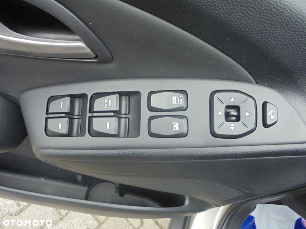 Hyundai ix35 2.0 CRDi 2WD Comfort - 8