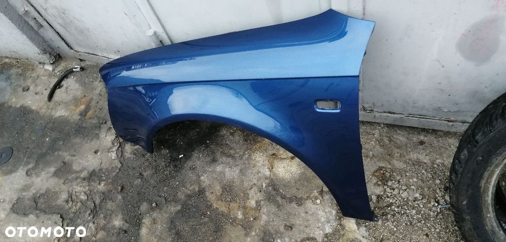 Błotnik Audi A4 B7 LEWY PRZÓD LZ5C - 2