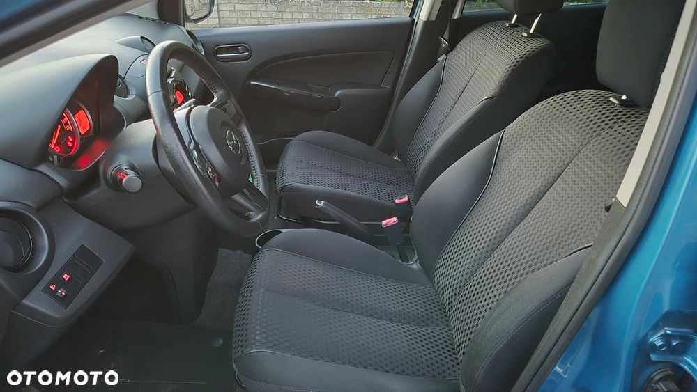 Mazda 2 - 32