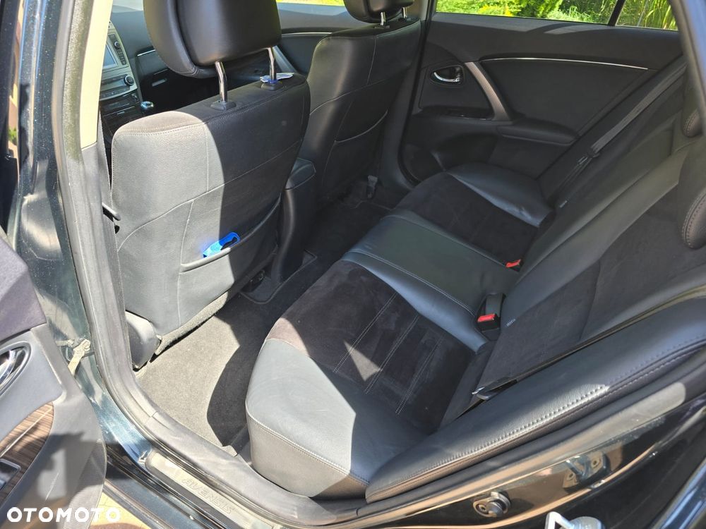 Toyota Avensis - 7